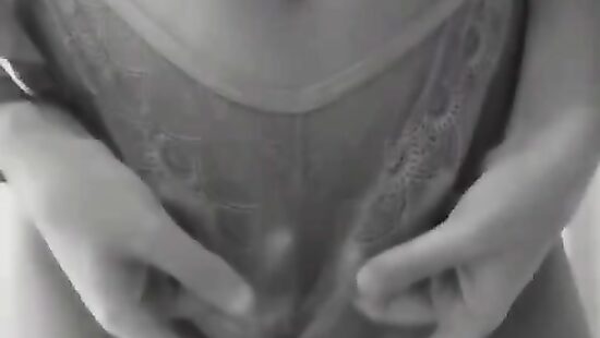 Кто хочет снять с меня трусики?