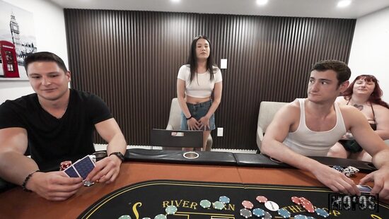 Блефуй, пока не стрельнешь спермой