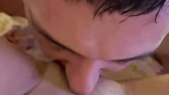 Вылизывать