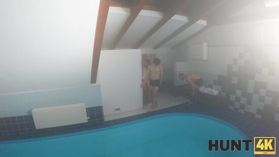 Холод собачий, да и возбужденье сучье