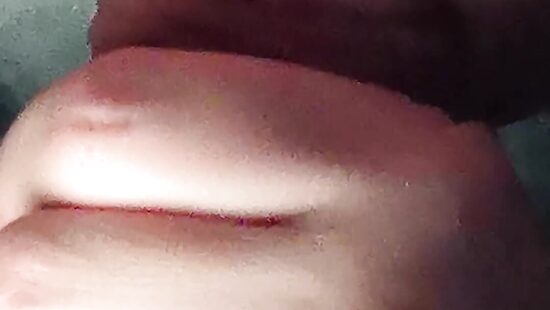 Посасывает