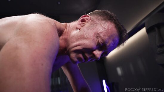 Кончать на волне стремительного успеха