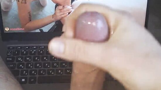 Просмотр порно и дрочка