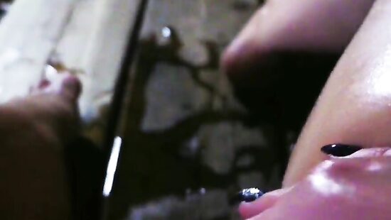 Ласкание киски в бане