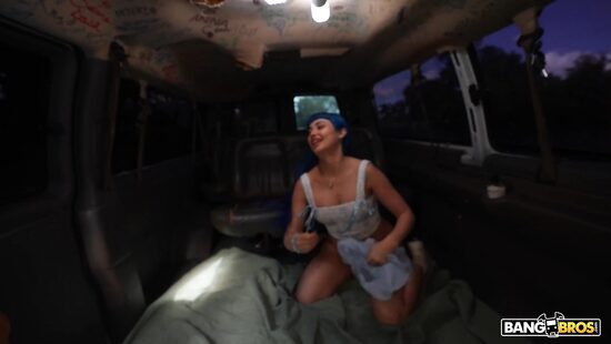 В очередь за наградной киской