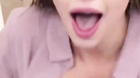 Вот тебе и торчащие сиськи