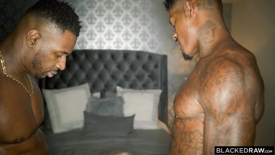 Two black fellows fuck a slutty white bimbo