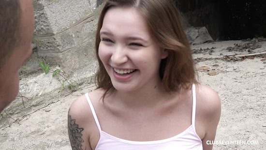 Teen sweetheart Shelley Bliss fucked near the river