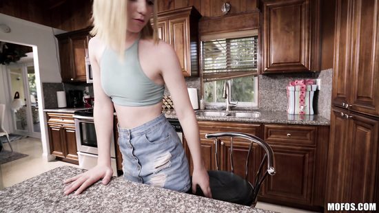 Curious teen fucked vigorously on the kitchen table