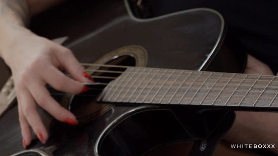 Small-tittied girlfriend prefers sex to playing music