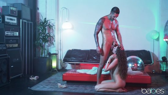 Dude offers his cock to a leggy sweetheart