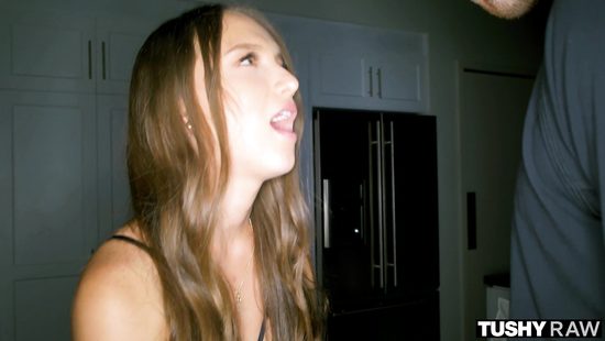 Long-haired bimbo loves the presence of cock in anal