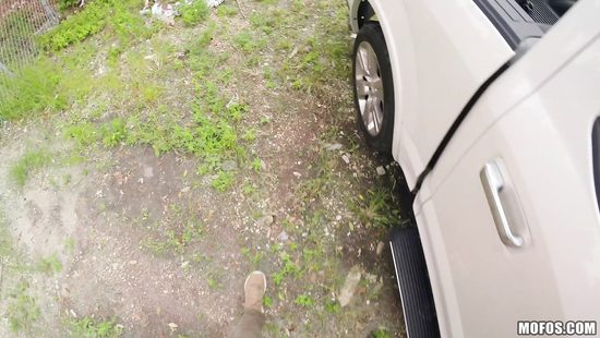 Sweet Latina babe fucked by a taxi driver