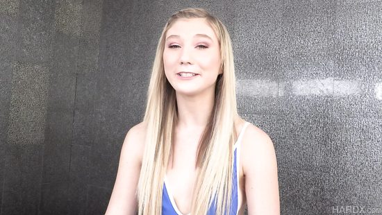 Muscled black dude screws a narrow asshole