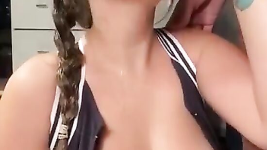 Зато умывалка для морды лица не нужна