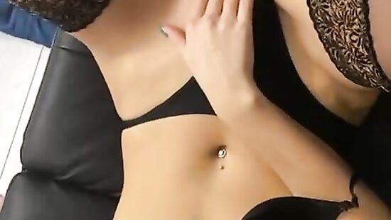 Только мошонку не откуси, дорогуша