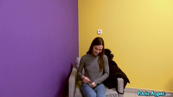 Picked-up slut gets throat and pussy fucked