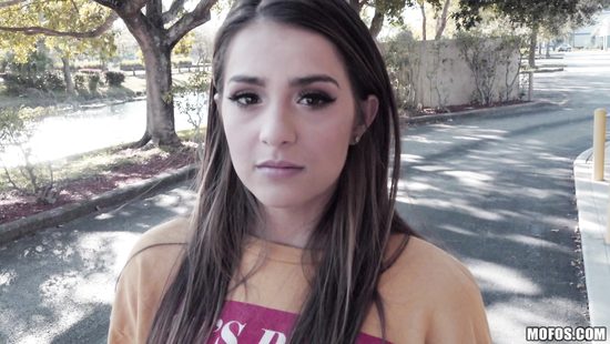 Insta slut gets scored and mouthfucked