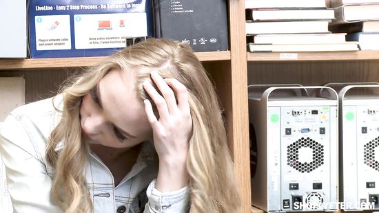 Russian bitch fucked in the security office