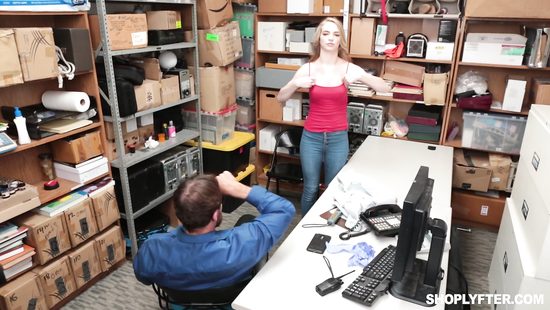 Russian bitch fucked in the security office