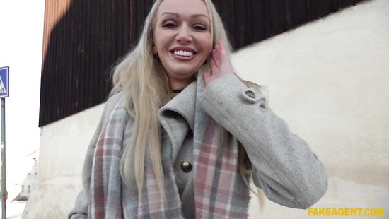 Light-minded MILF gets picked up and screwed