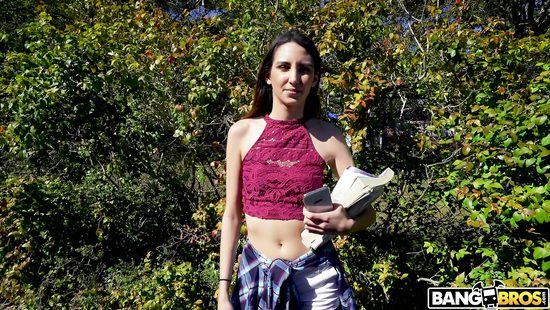 Light-minded coed gets banged for money