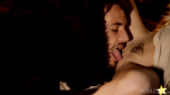 Game Of Thrones fans arrange cosplay fucking